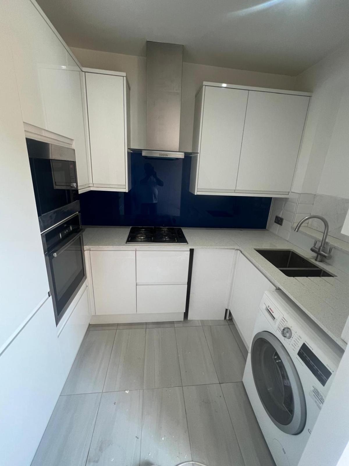 Good Priced Single Rooms In Northolt Northolt  Exterior photo