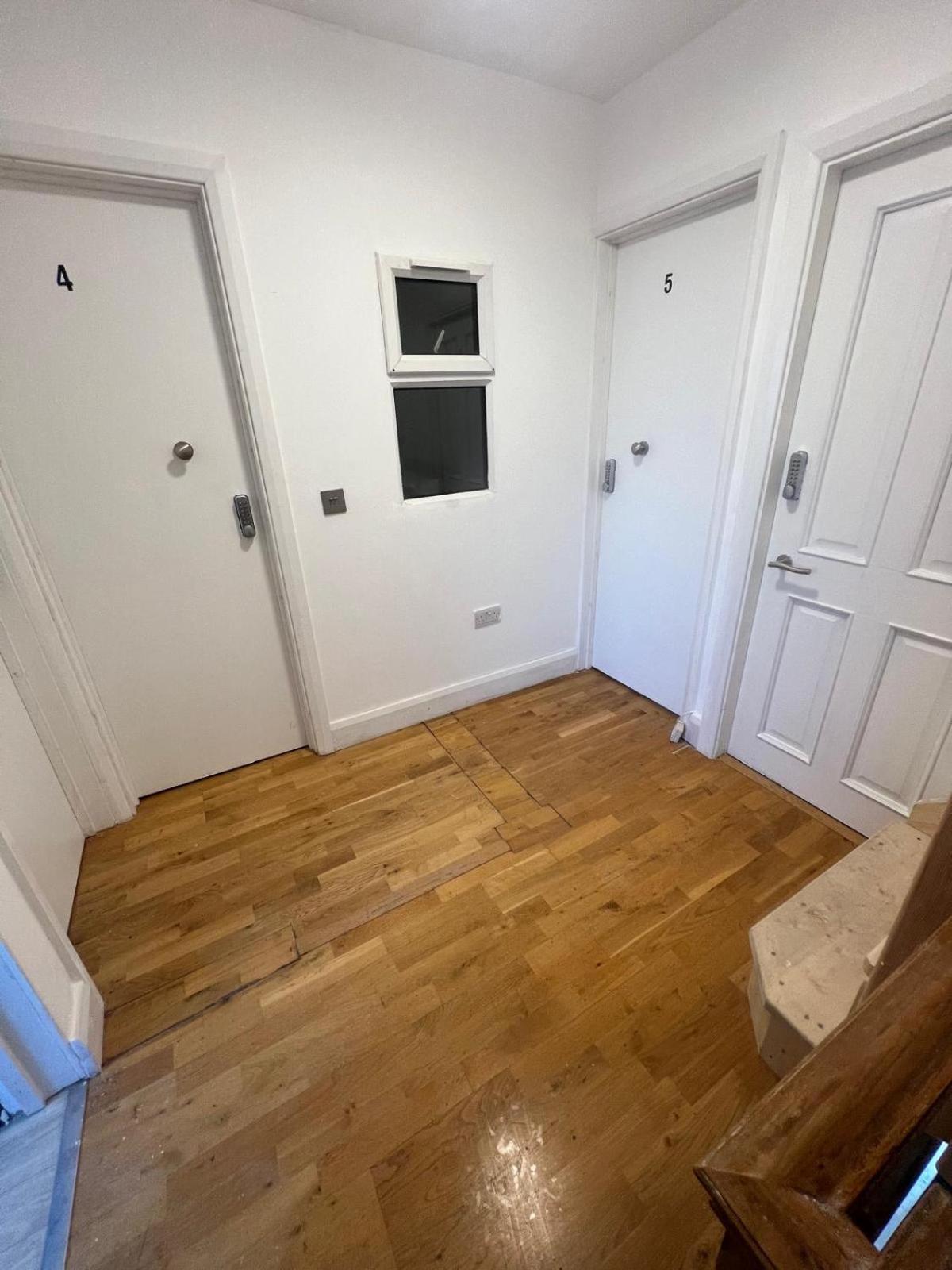 Good Priced Single Rooms In Northolt Northolt  Exterior photo