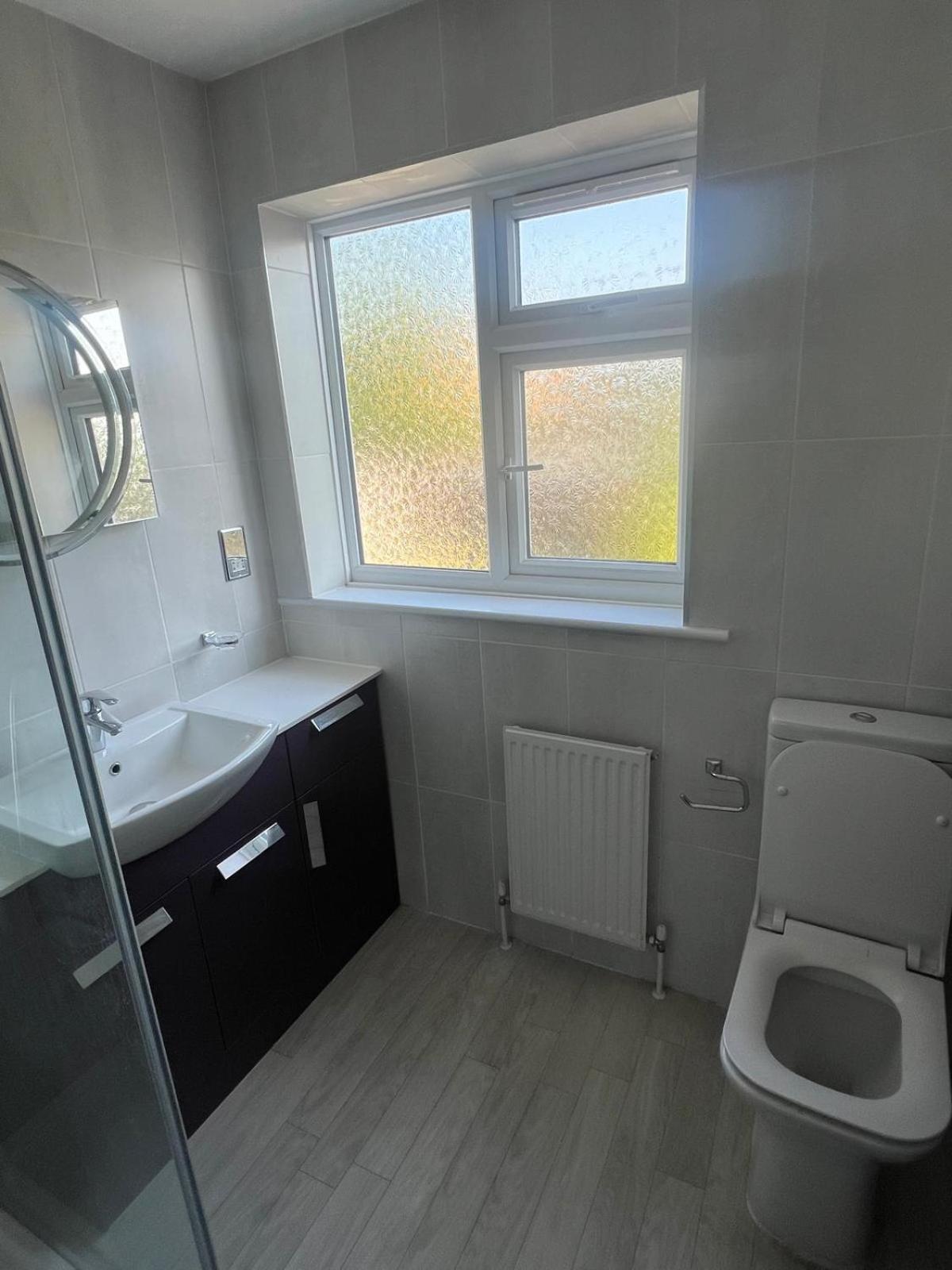 Good Priced Single Rooms In Northolt Northolt  Exterior photo